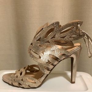 Jessica Simpson Heels, Gold
